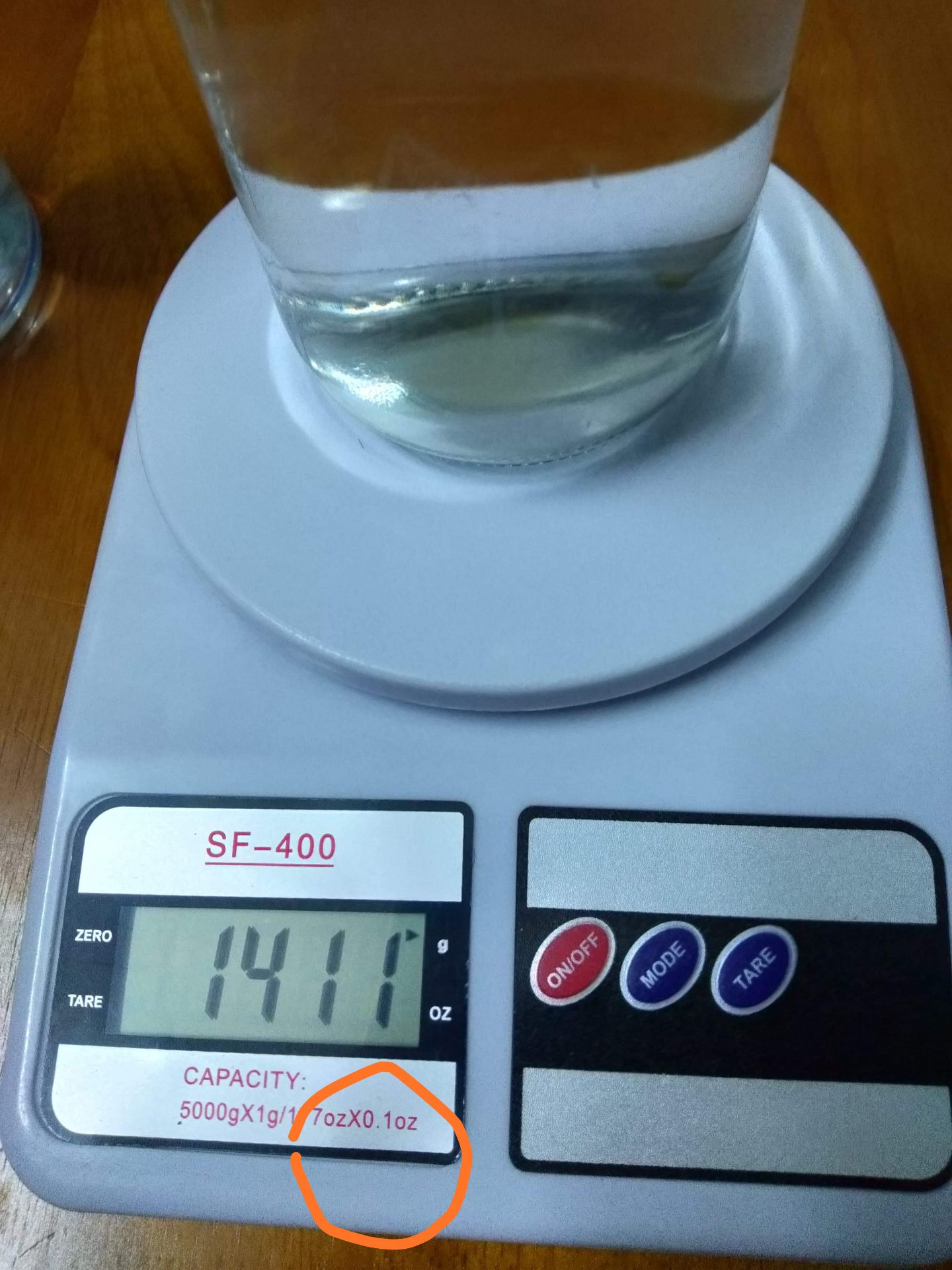 Tại sao mô tả ghi cân 7kg mà đi giao cân 5kg là sao? Còn giao cho khách hàng cái cân khá cũ nữa chứ, có vết ố gần chỗ hiển thị số kìa. Mua của 7giftshop, buôn bán kiểu gì giống *** người mua vậy. Tại sao mô tả ghi cân 7kg mà đi giao cân 5kg là sao? Còn giao cho khách hàng cái cân khá cũ nữa chứ, có vết ố gần chỗ hiển thị số kìa. Mua của 7giftshop, buôn bán kiểu gì giống *** người mua vậy.