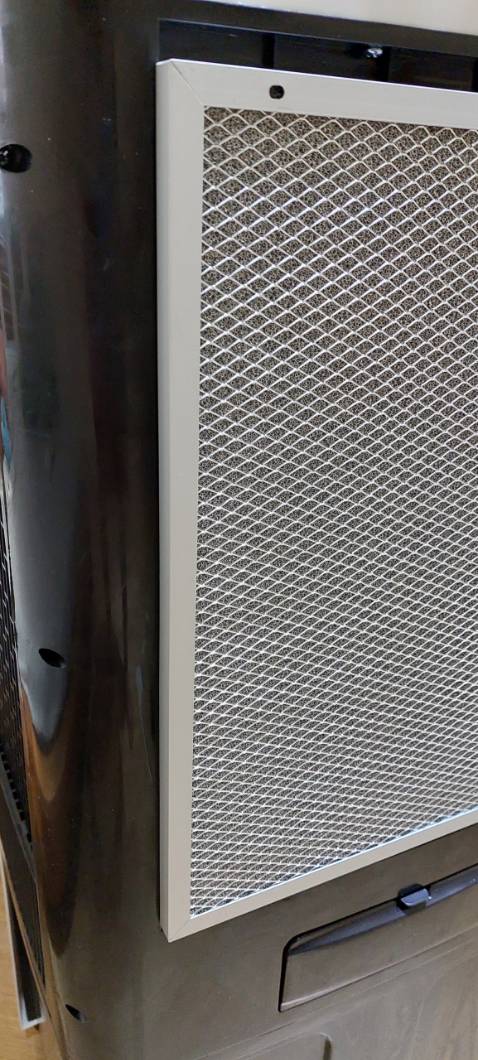 Chào shop. Mình nhận hàng ghép vào bị chênh chiều rộng ko lọt được. Quạt và tấm lọc đặt cùng giỏ hàng Tiki nhưng nhận từ 2 nhà bán hàng.
Đã liên hệ Tiki lên phiếu đổi. Mong shop hỗ trợ.