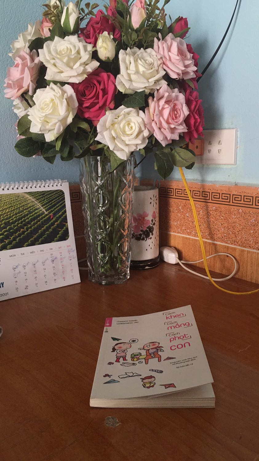 Sách hay, học được nhiều điều. Tiki giao hàng nhanh,  đóng gói cẩn thận, shipper thân thiện Sách hay, học được nhiều điều. Tiki giao hàng nhanh,  đóng gói cẩn thận, shipper thân thiện