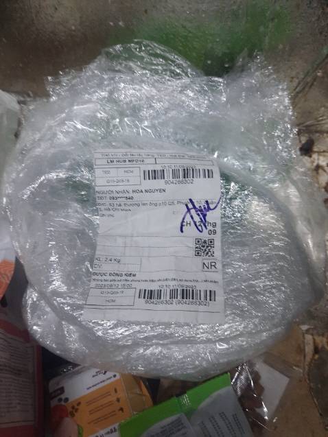 Chị mua 2 mà giao có 1 buồn một ti. Hihihi