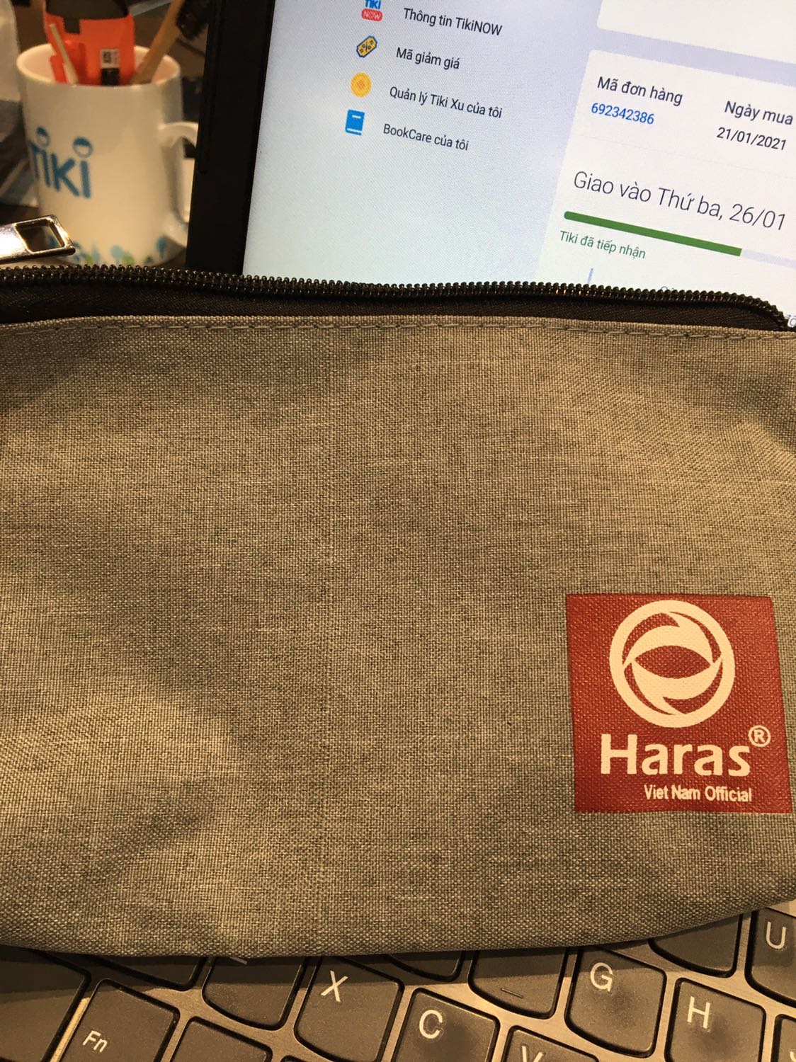 Hàng tốt, chắc chắn, màu sắc đẹp mắt. Tiki giao hàng nhanh và chuẩn. Shipper nhiệt tình, vui vẻ. Hàng tốt, chắc chắn, màu sắc đẹp mắt. Tiki giao hàng nhanh và chuẩn. Shipper nhiệt tình, vui vẻ.