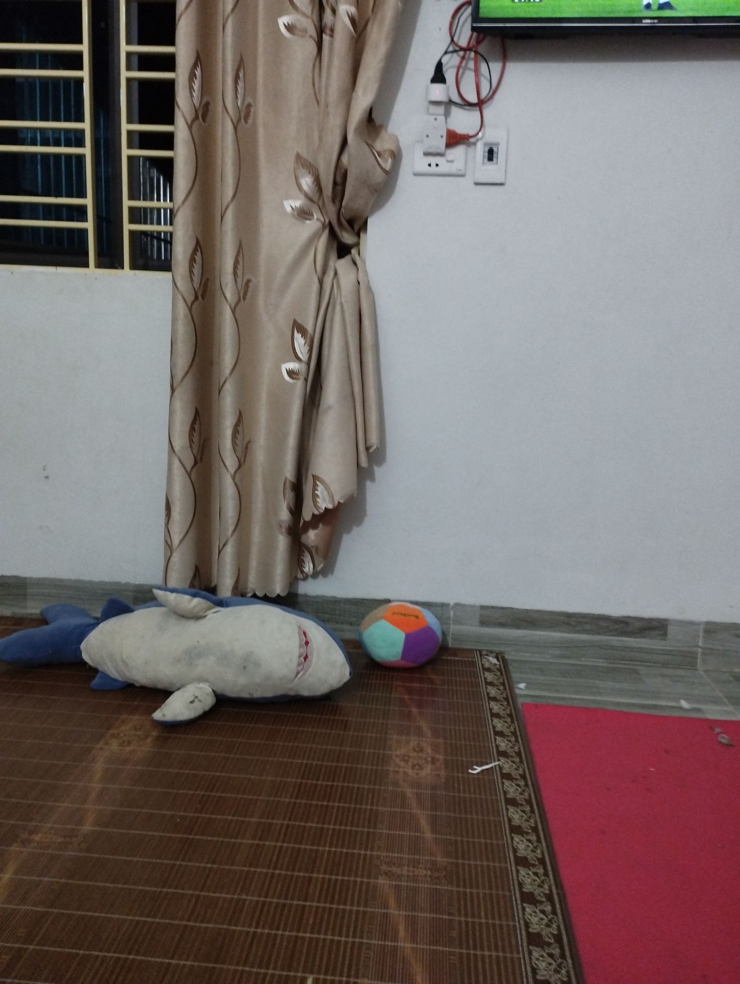 chất lượng tốt giao hàng nhanh. tiếc là bị khoá attra ko đc nữa m