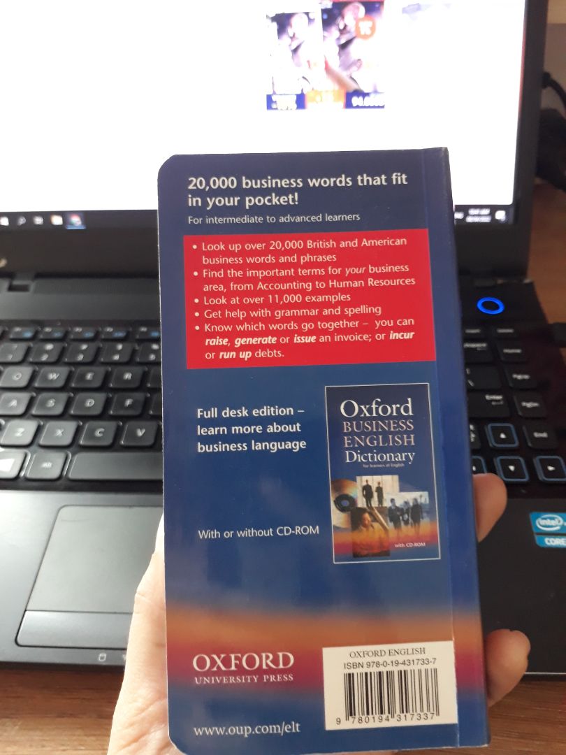 vì không có bao nilon ở ngoài nên bìa hơi bị xước một tí, nhưng mình thấy không sao, tiki trading chưa bao giờ khiến mình thất vọng ạ