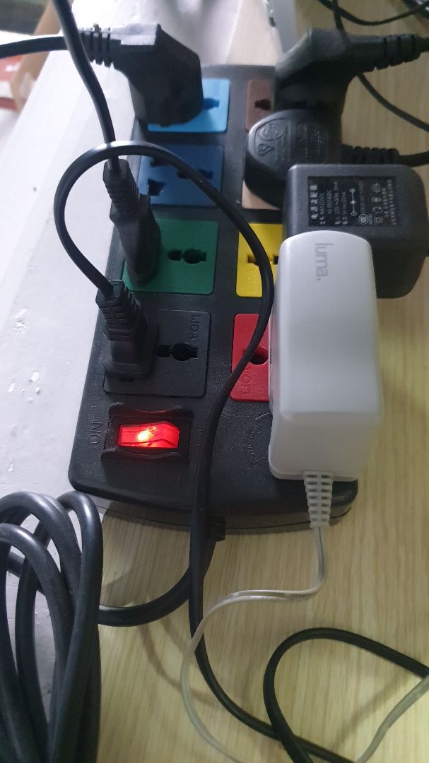 sản phẩm tốt, ổ cắm chắc chắn không bị lỏng lẻo, dây điện nguồn to, sử dụng thấy an toàn.