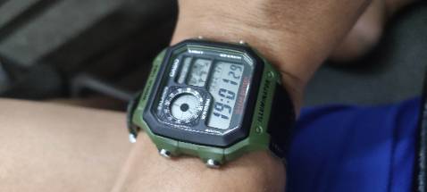 Đồng hồ chính hãng, mặt kính tinh xảo, vòng tròn giả lập đồng hồ quartz đáng giá, giờ thế giới, báo thức 5 chế độ, led cam 2 đèn rất sáng, rất đáng giá, thank shop nhiều nhé