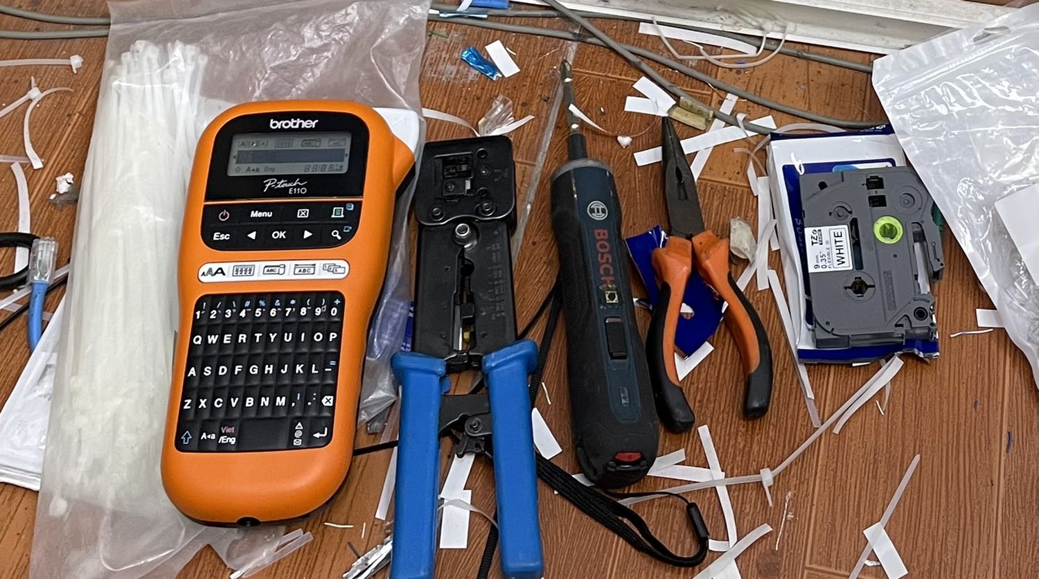 Dùng ok. Tem nhãn rõ nét chỉ có điều là mỗi lần in aex thừa phần đầu khoảng 2cm Dùng ok. Tem nhãn rõ nét chỉ có điều là mỗi lần in aex thừa phần đầu khoảng 2cm