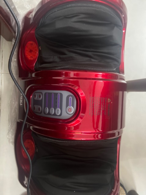 Máy hoạt động êm. Chưa biết sử dụng nên bật chế độ auto, thấy cũng dễ chịu :)