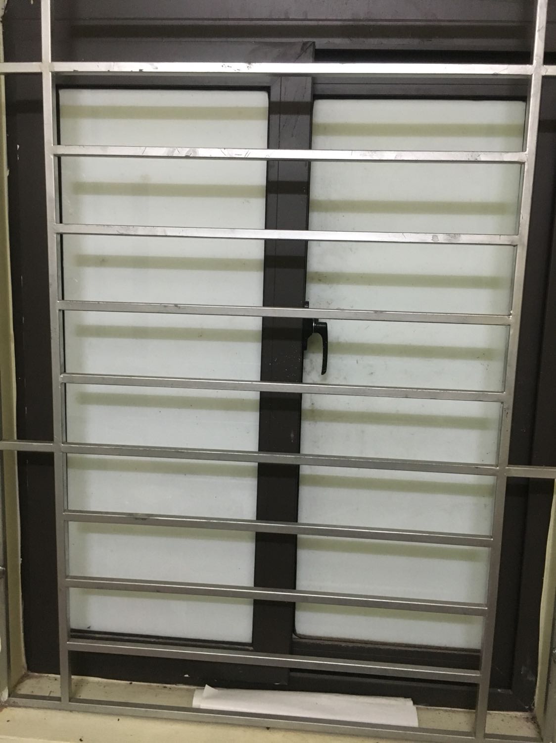 Giao hàng nhanh. Chất lượng. Ổ điện Rạng Đông chất lượng