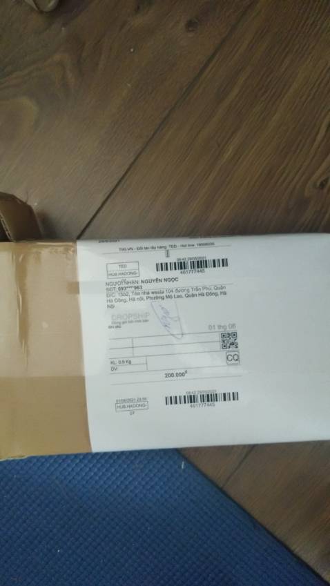 Mua 3 Chai xịt giao hàng có 2 là sao