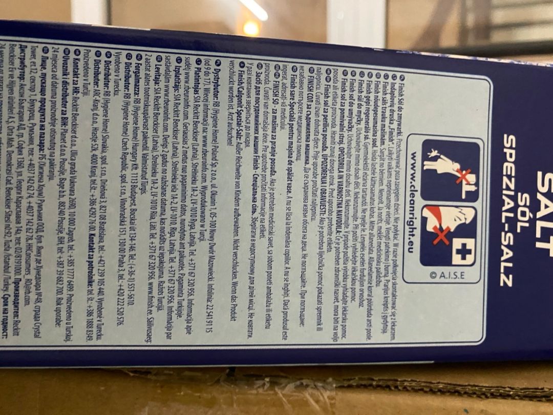 Hộp to lắm luôn, bên trong chia 2 túi riêng nên không lo bị hỏng, mua hộp to tiện mà lại rẻ, sẽ quay lại ủng hộ shop Hộp to lắm luôn, bên trong chia 2 túi riêng nên không lo bị hỏng, mua hộp to tiện mà lại rẻ, sẽ quay lại ủng hộ shop