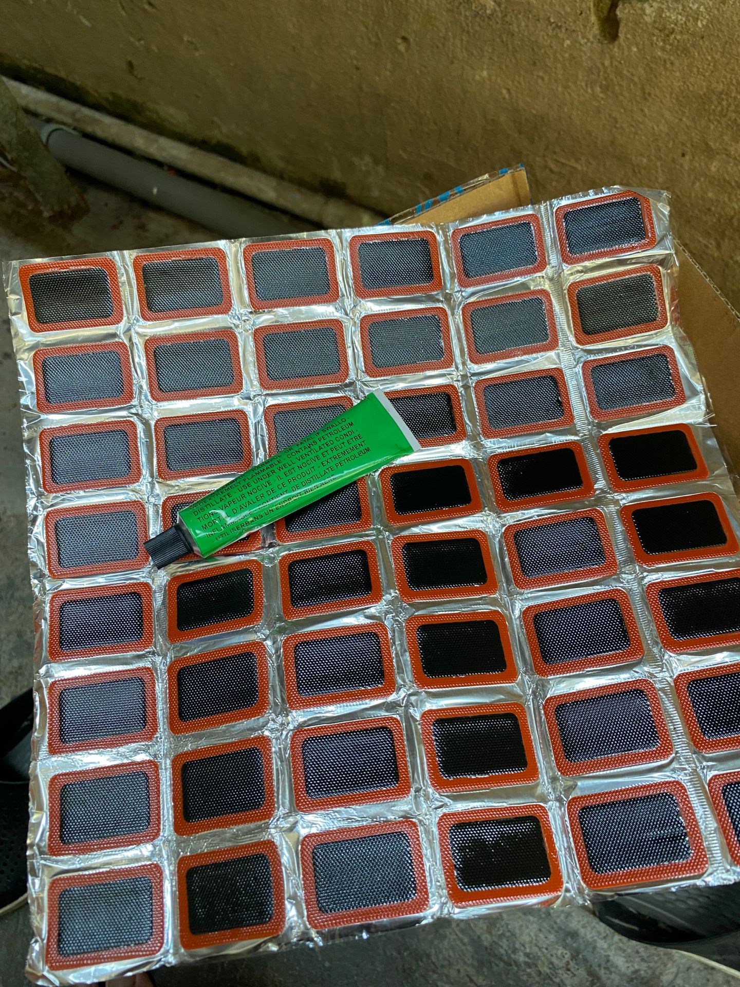 hàng ship nhanh, giá rẻ, mà thấy tới tận 48 miếng chứ ko phải 24miếng, tốt hơn mong đợi, hộp đóng đẹp, có logo tiki now hàng ship nhanh, giá rẻ, mà thấy tới tận 48 miếng chứ ko phải 24miếng, tốt hơn mong đợi, hộp đóng đẹp, có logo tiki now