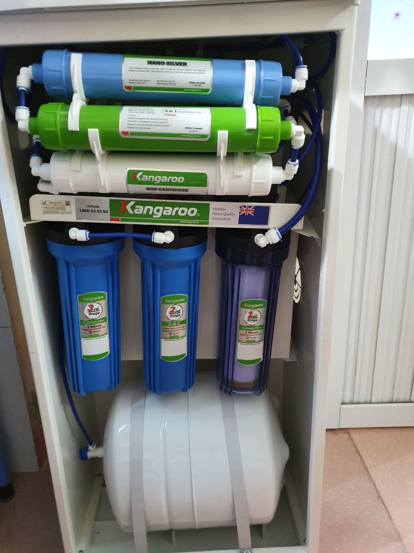 hàng vỡ tanh bành cánh cửa rơi ra. bảo đổi hôm nay là ngày thứ 7 ko phản hồi. quá nhọ đây là lần cuối. bán đắt hơn ngoài 5 lít.