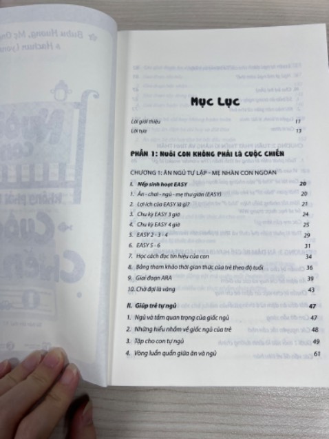 Cho mẹ nào cần tham khảo qua mục lục nhé. Mỗi sách sẽ có viết theo phong cách khác nhau