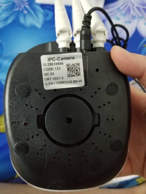 Đề nghị nhà cung cấp liên hệ lại đổi hàng giúp mình..nhận hàng camera Yoosee 1080P ko đúng sản phẩm, ko có khe để thẻ nhớ, ko có giấy hướng dẫn sử dụng, rất là bực mình ?