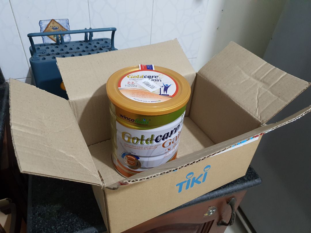 Đóng gói ổn, còn nguyên ten, hsd 2 băm, nsx mới 20.10.2020, mùi vani dịu nhẹ