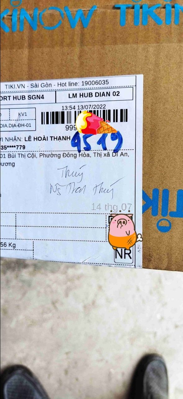 tiki giao hàng nhanh , giá rẻ  hơn  thị trường  ngoài,  nhân viên  giao hàng  vui vẽ,  nhiệt tình,  thân thiện, sản phẩm  giống như  mô tả ở  trên,  đặc biệt  mình  rất tin tưởng  tiki nên  thường xuyên hay đặt mua  trên  đây ...cảm ơn đội ngủ  tiki rất nhiều