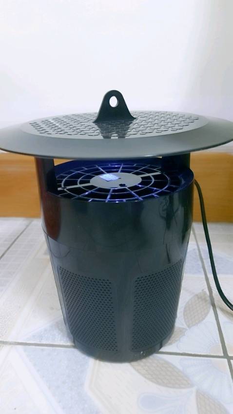 Cắm điện qua đêm bắt được quá trời muỗi luôn. Không có tiếng nổ như một số máy khác phù hợp gia đình có trẻ nhỏ rất an toàn.