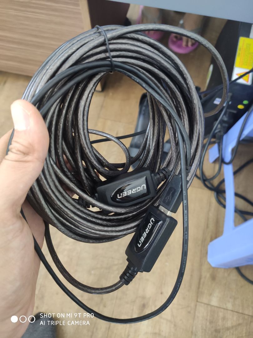 giao hàng nhanh . chất lượng ok . Nhưng mẫu mã thì không giống như hình quảng cáo phía trên . mình dùng được nên không câu nệ bề ngoài . nhưng shop bán phải đúng như hình quảng cáo chứ.