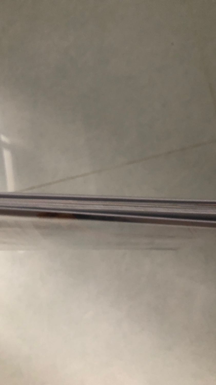 Vì sản phẩm là dạng giấy bóng nên mình rất thích, chất lượng phải nói là tuyệt vời luôn í,có điều sách bị cong trong quá trình gói hàng nên hơi buồn ạ.