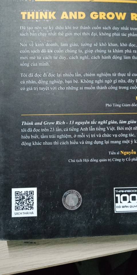 Sách như sách cũ, cảm thấy bán sách mà không trân trọng sách và khách hàng.