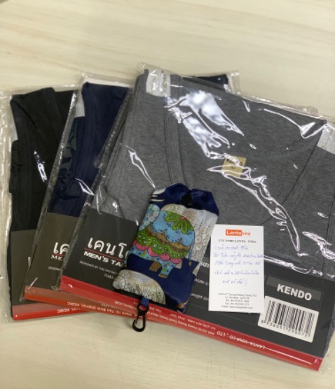 Quần sale rẻ quá trời luôn, dc tặng quà nữa