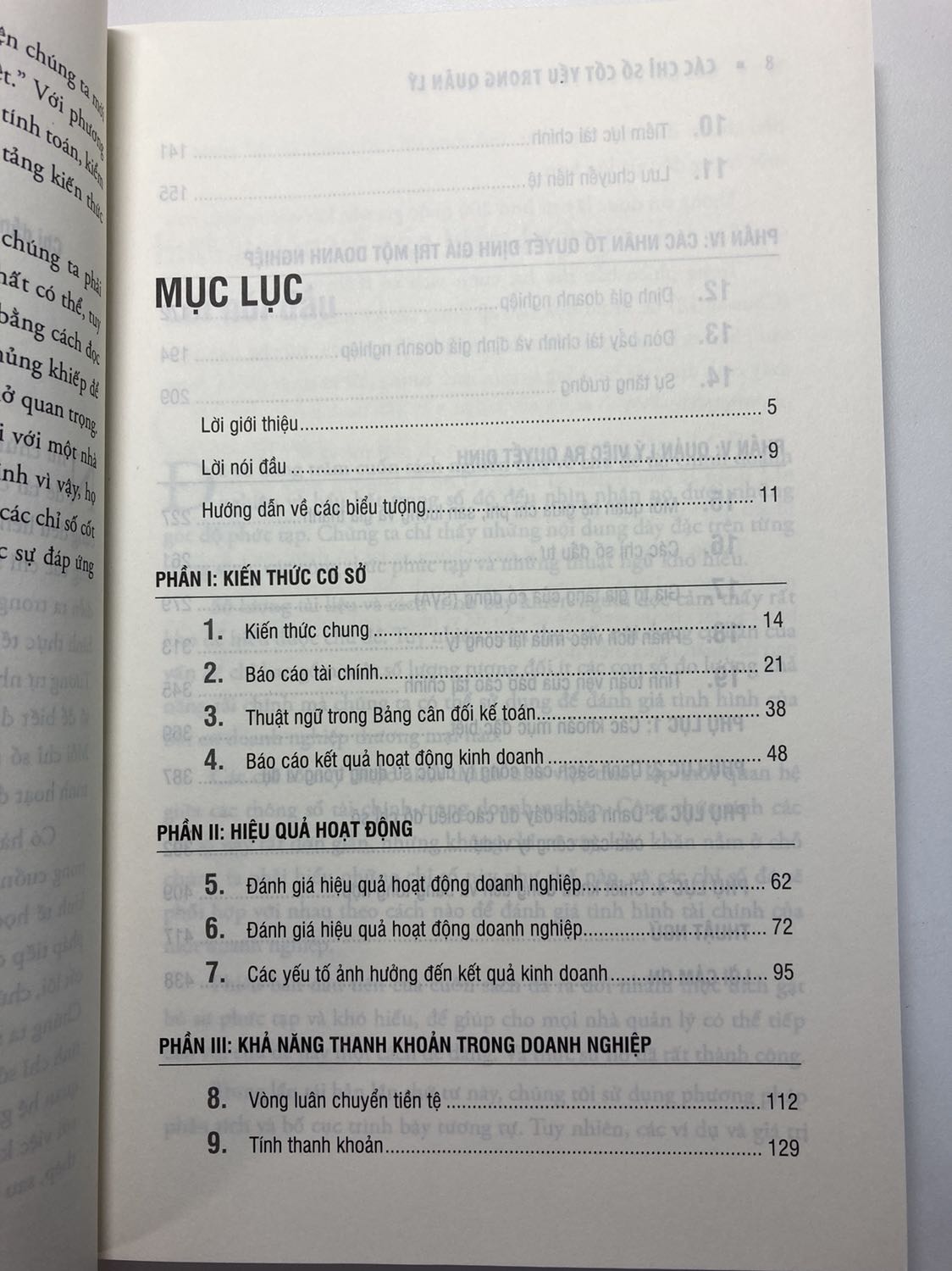 Sách in giấy tốt, nội dung thích hợp với người không chuyên kinh tế muốn tìm hiểu khái quát. Nhìn chung hài lòng