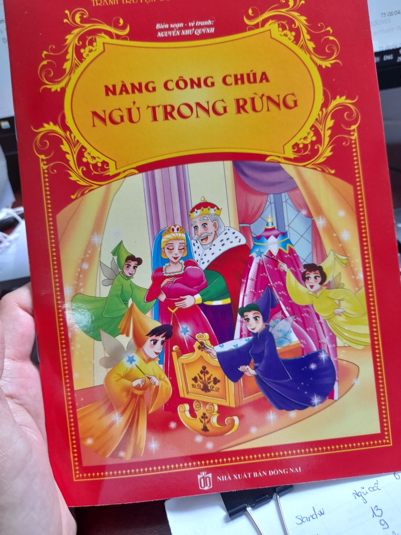 mình chưa đọc nên chưa thể nhận xét về nội dung câu chuyện, hình ảnh ban đầu nhìn ok lắm