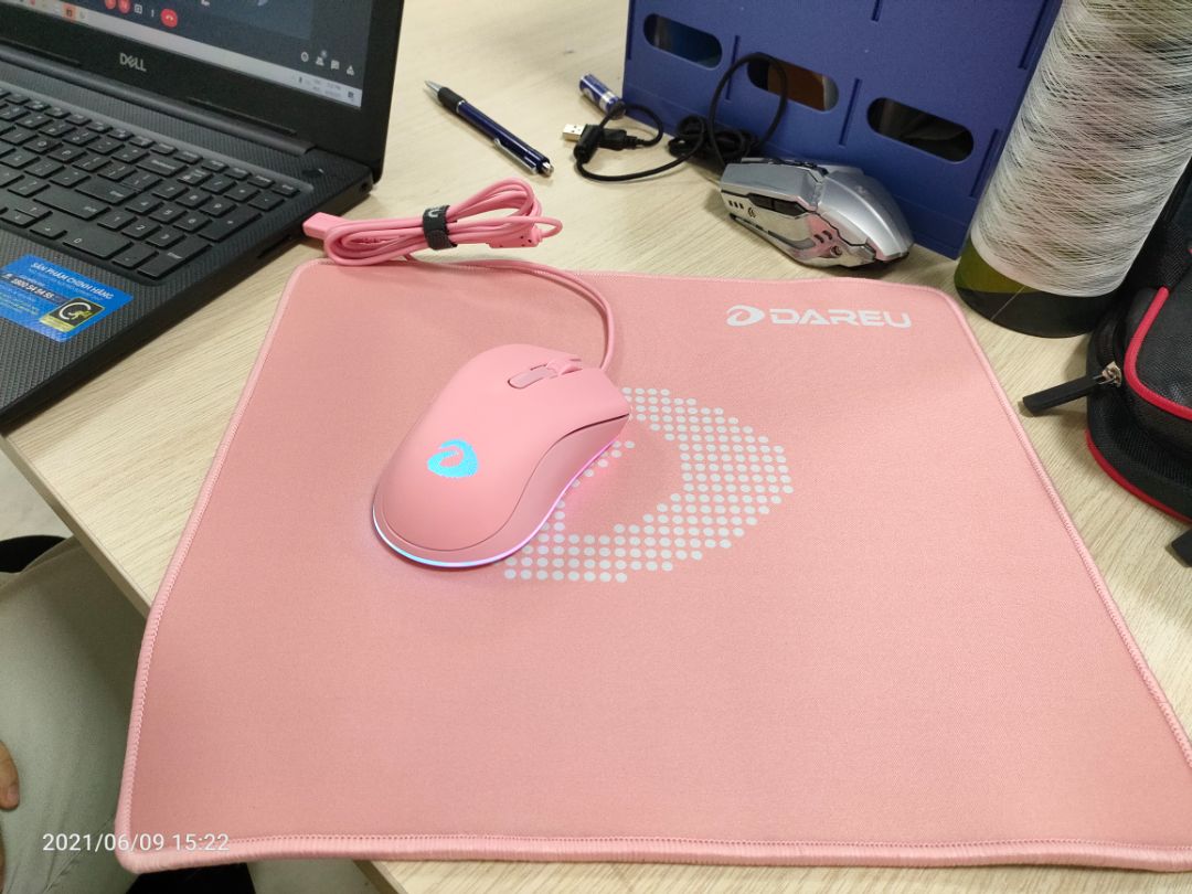 Màu pink dễ thương, dùng thích lắm ấy Màu pink dễ thương, dùng thích lắm ấy