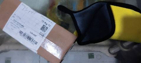 Đặt đế lót giày nếu ko có thì hủy đơn ,còn này vẫn giao hàng và thu tiền , rồi ghi tờ giấy hoàn tiền lại ,thì hoàn tiền bằng cách nào , mất uy tín quá