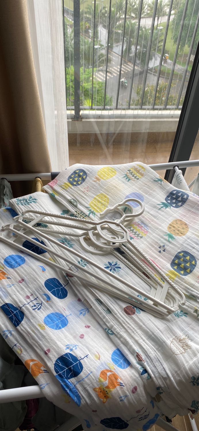 Chất lượng nhựa tốt, mẫu mã đẹp, sạch sẽ. Đóng gói cẩn thận & hỗ trợ khách hàng nhiệt tình