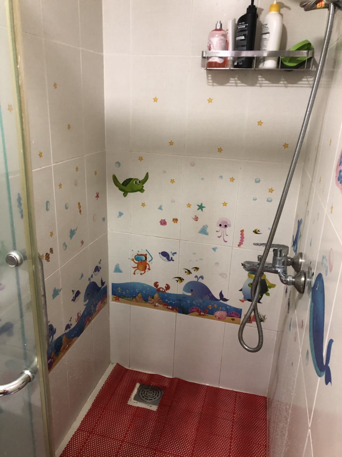 Bộ kit dán lên được nhiều, hoành tráng, bé nhà mình rất thích