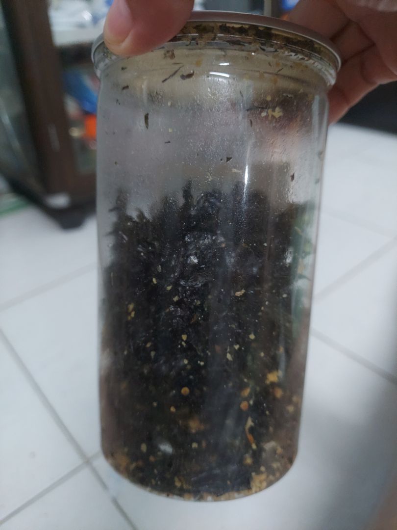 sản phẩm không đúng??? Rong biển lưng, có nửa hủ thôi, không như hình. Phần đóng gói quá sơ xài, cẩu thả, không đẹp mắt. Cho 1 ⭐