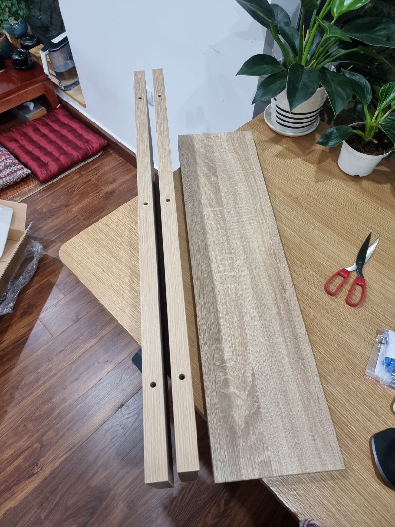 gỗ dày 2,5cm nên nhìn rất ấn tượng. Đóng gói hàng quá an toàn nên sản phẩm nhận được không có điểm gì để chê. Mọi người nên mua gỗ dày 2,5cm nên nhìn rất ấn tượng. Đóng gói hàng quá an toàn nên sản phẩm nhận được không có điểm gì để chê. Mọi người nên mua