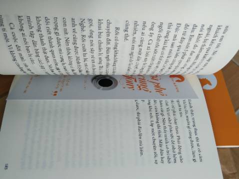 Sách rất chỉnh chu kh có lỗi, nội dung 2 cuốn này phải nói là rất tuyệt vời rồi tuổi trẻ nên có ít nhất 2 cuốn này trên kệ