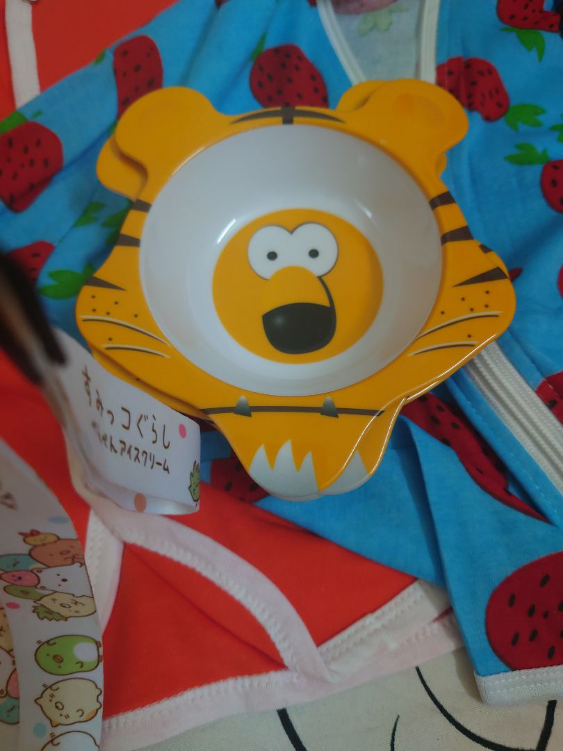 đc tặng bát thú siêu xinh đc tặng bát thú siêu xinh