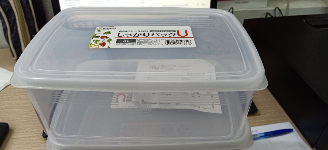 Mình không hiểu cho lắm. Trên vỏ ghi là hàng 3L nhưng trên thân hộp lại là 2,5L ạ ?