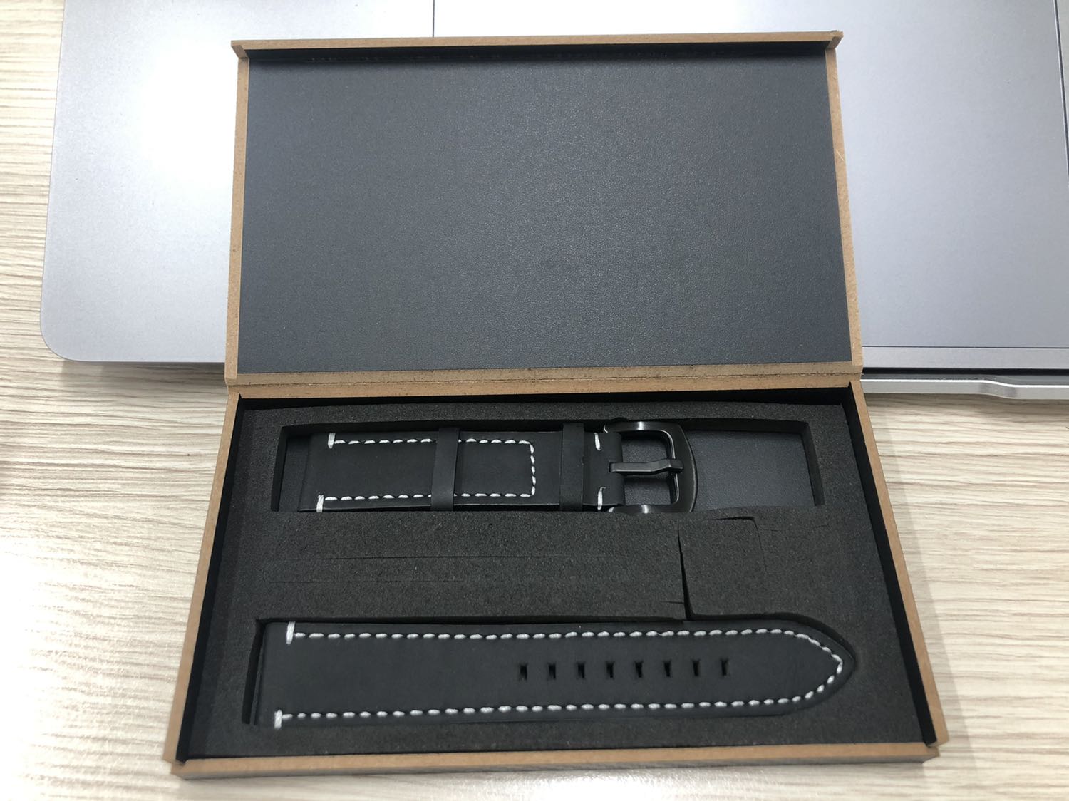 Nhận hộp là thấy uy tín rồi