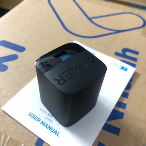 Đóng gói cẩn thận, giao nhanh. Ngoại hình đẹp. Mới sạc vài lần ok