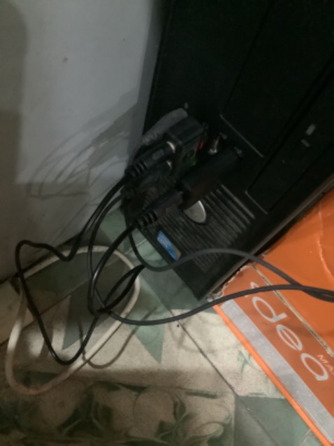 Mình vừa nhận hàng sáng nay. Ban đầu chưa thấy nhận tín hiệu với tai nghe bluetooth. Có đt hỏi shop, shop có hướng dẫn nhưng vẫn ko kết nối được, nhưng sau đó mình tự làm thì kết nối được. Mình gắn cho cái máy tính bàn ở công ty, cái cpu cũ ko có chức bluetooth, giờ biến nó thành có chức năng phát bluetooth kết nối với tai nghe bluetooth samsung của mình. Giờ thì mình có thể nghe qua tai nghe ko dây và có thể di chuyển đi lại tự do trong phòng làm việc, ko cần phải đeo tai nghe có dây nữa. Chất lượng thì chờ time kiểm chứng. Nhưng cho shop 5 sao để ủng hộ shop đã nhiệt tình hỗ trợ khách hàng. Sẽ ủng hộ shop nếu cần mua thêm.