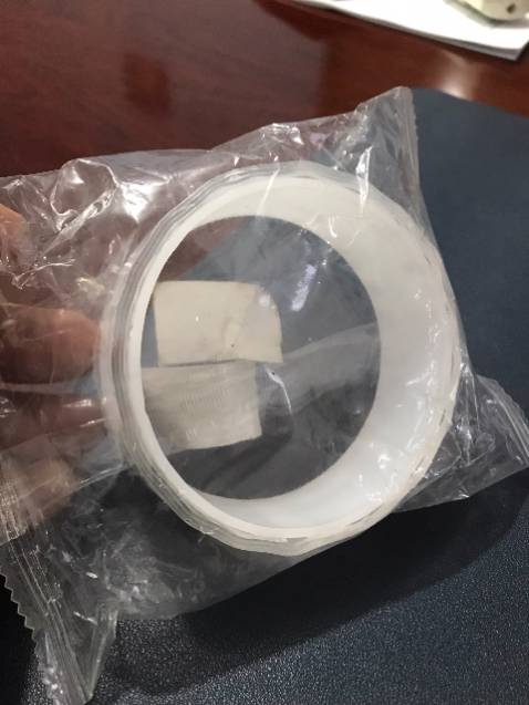 Quá thất vọng cho 1 cuộn băng keo 19K, trước đây mua cũng shop này cuộn rất dầy, dùng tới giờ còn chưa hết, lần này bán 19k mỏng không thể ngờ, chỉ dầy tầm 3-4 vòng