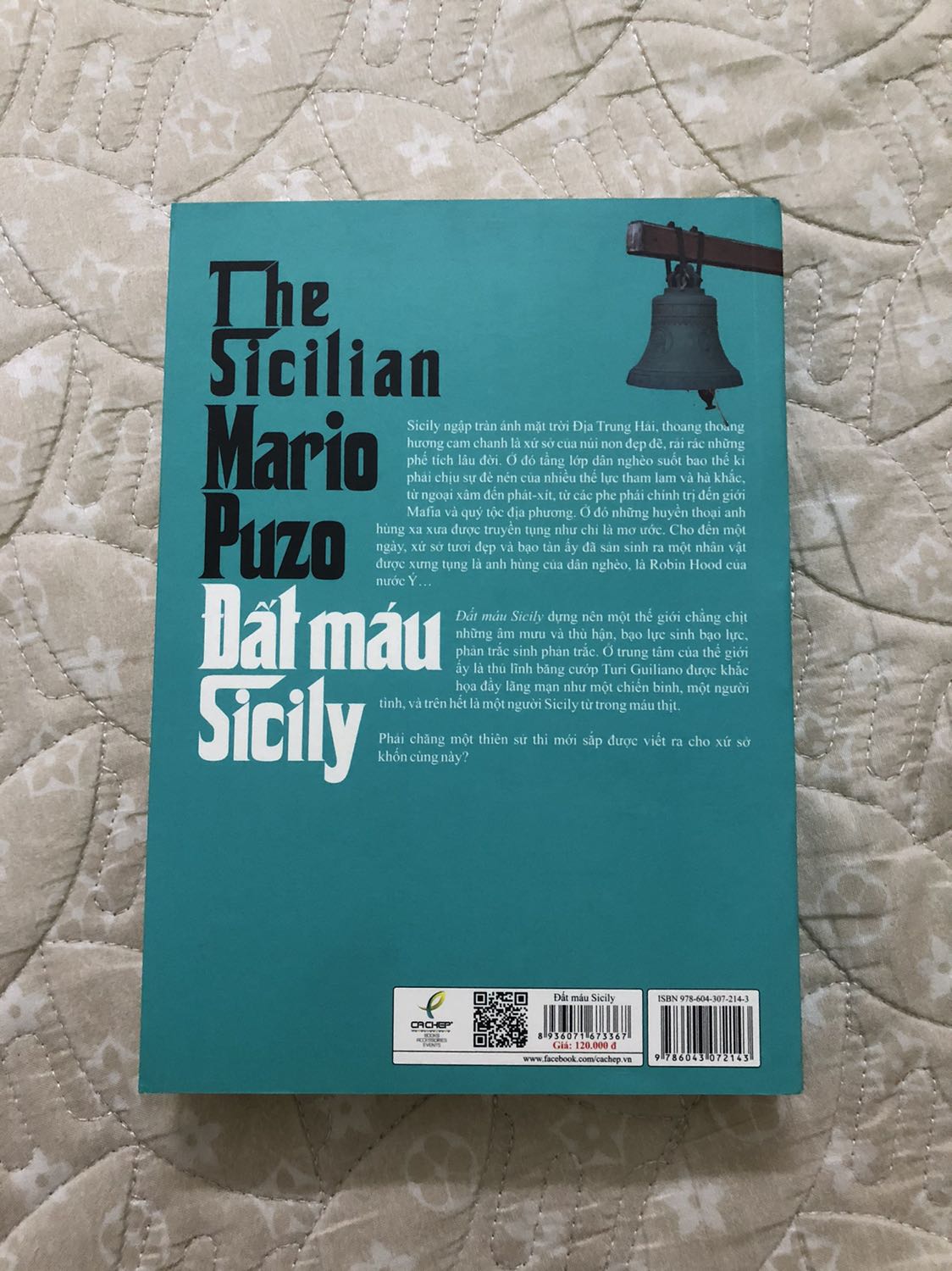 Hàng giao nhanh hơn dự kiến, đóng gói cũng rất chi là xịn xò. Sách thì khỏi phải nói, xinh xĩu luôn ạ. Về nội dung, mình vẫn chưa đọc nên không có nhận xét gì thêm.