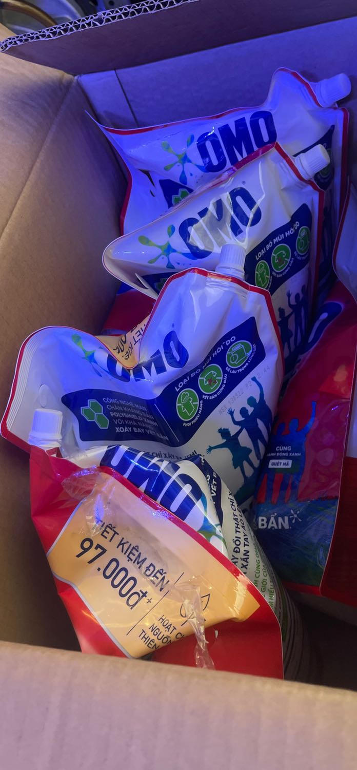 Sản phẩm có tặng kèm quà tặng nhưng lại không có trong kiện hàng. Vậy tiki đăng ảnh quà tặng với mục đích gì ? Riêng về sản phẩm thì không cơ vấn đề nhưng quà không tặng cho khách thì đừng đăng ảnh lên để *** khách như vậy !