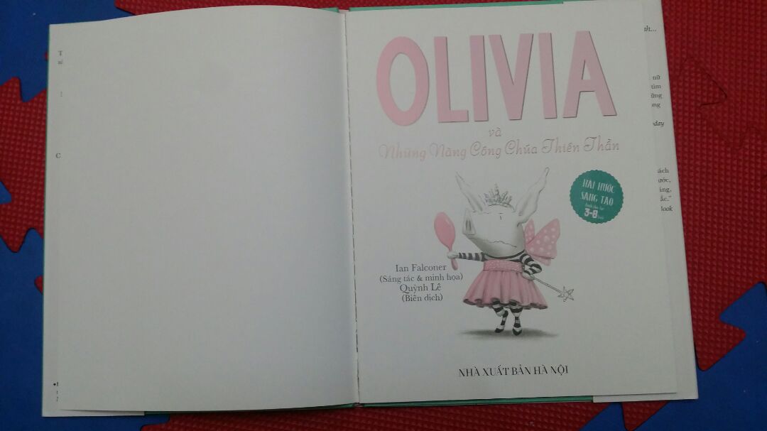 sách kể về cô nàng phá cách Olivia. con mình rất thik