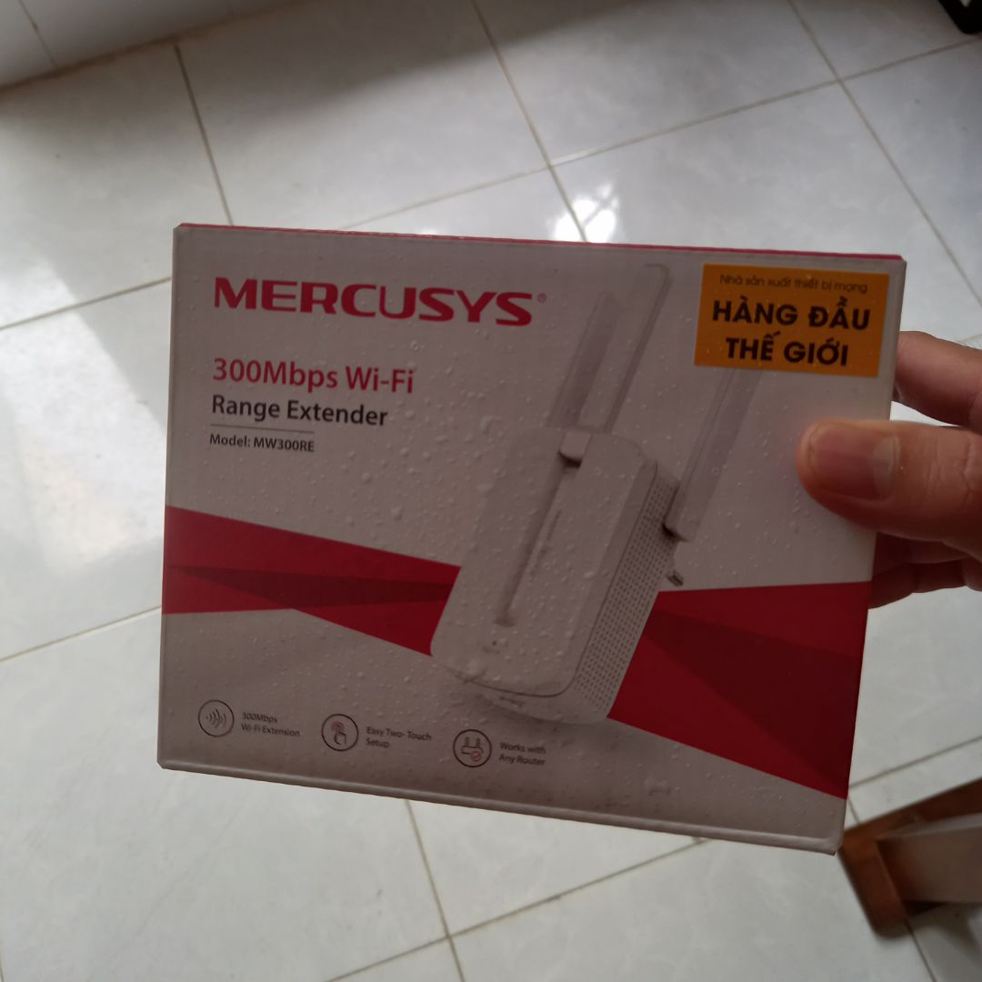 mới nhận hàng xong, giao nhanh, cũng dễ cài đặt, có thấy tăng tốc độ wifi từ tầng trệt lên tầng 1 tăng lên chút đỉnh. không biết về lâu dài có giảm đi không? hàng phù hợp trong tầm giá.