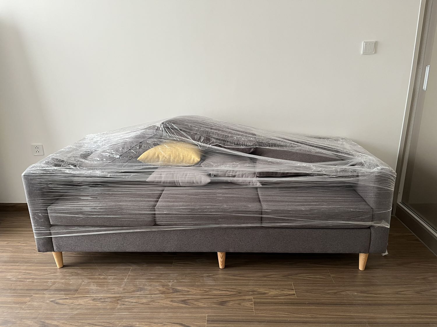 Sofa đẹp, vải đẹp, nhìn ngoài rất xinh Sofa đẹp, vải đẹp, nhìn ngoài rất xinh