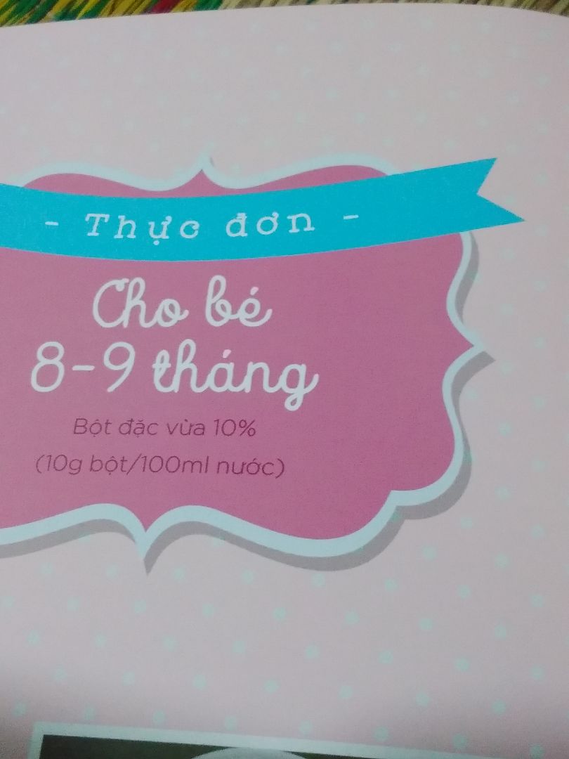 Sách được giao nhanh. tiki gói hàng đẹp. kích thước sách nhỏ gọn. nội dung được trình bày theo câu hỏi. mỗi câu hỏi được tách ra từng trang. cuối sách còn có hình ảnh và hướng dẫn làm món ăn in màu. có bảng tra cứu cân nặng chiều cao cho bé. Sách được giao nhanh. tiki gói hàng đẹp. kích thước sách nhỏ gọn. nội dung được trình bày theo câu hỏi. mỗi câu hỏi được tách ra từng trang. cuối sách còn có hình ảnh và hướng dẫn làm món ăn in màu. có bảng tra cứu cân nặng chiều cao cho bé.