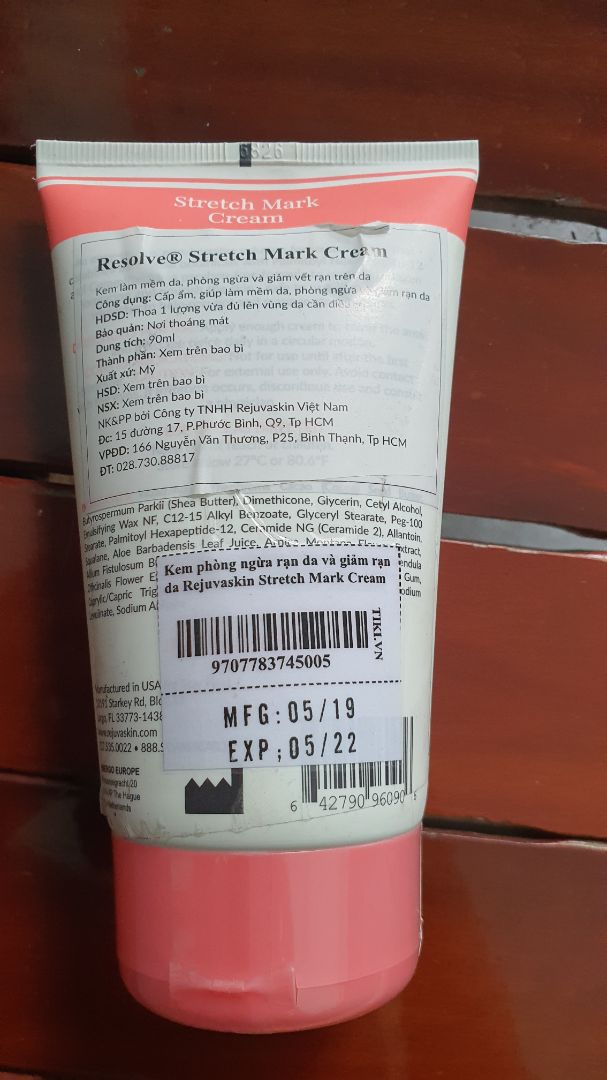 tiki cho mình hỏi sản phẩm này có hộp giấy của sp k? mình nhận đc hàng chỉ như vậy và bên ngoài hộp kem thì rất lem và bẩn, nhìn không thể yên tâm về chất lượng sp chút nào.