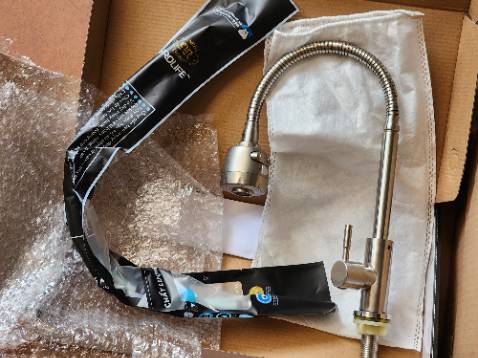 Vòi đúng như hình công bố, chắc chắn và đang đùng tốt. Hài lòng trong tầm giá, về lâu dài thì chưa biết được.