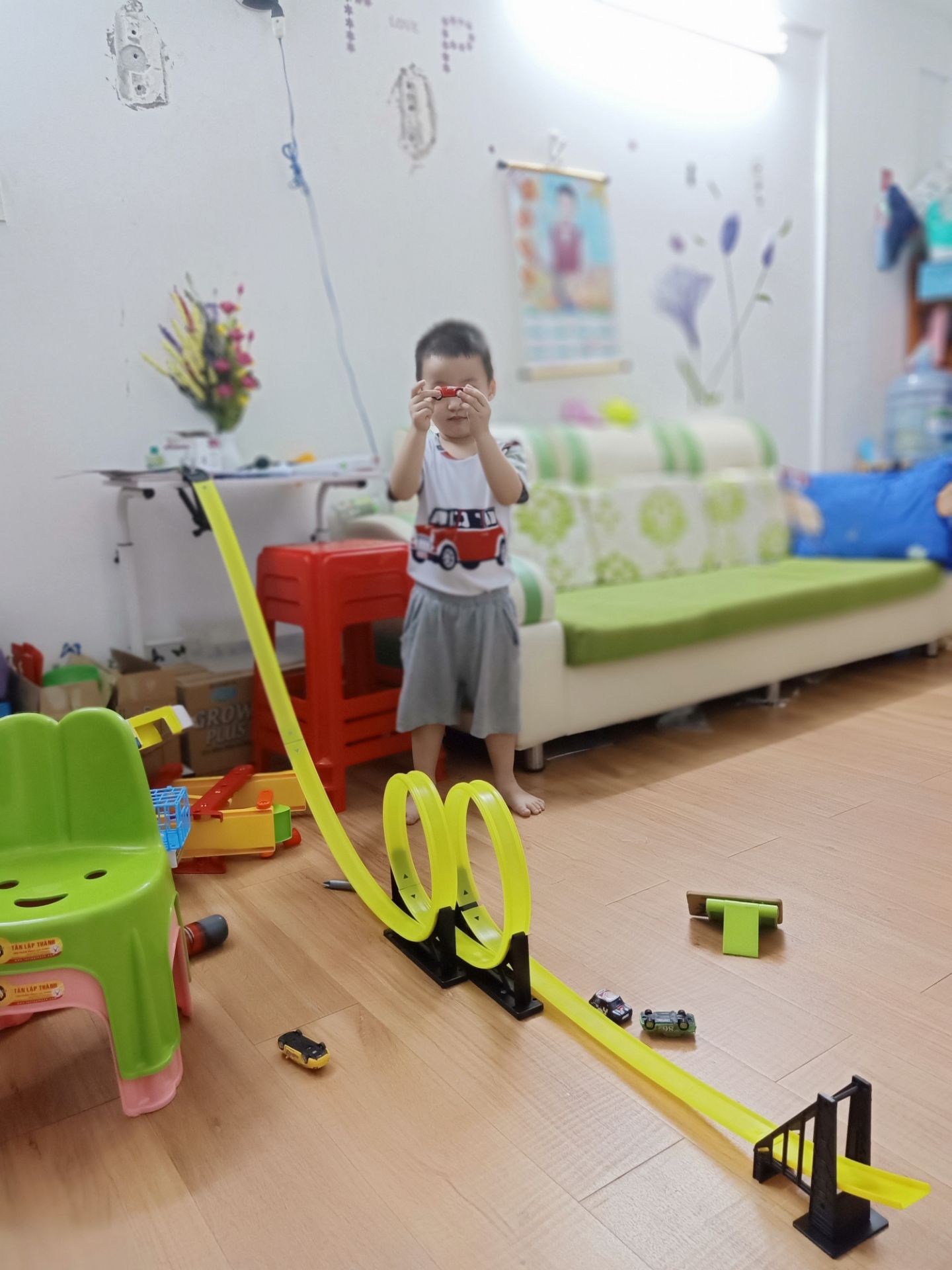 sản phẩm gây thích thú và tận dụng được mớ xe của Con ở nhà.