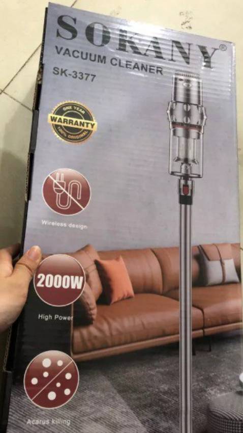 Giao hàng nhanh, shop đóng gói cẩn thận có hộp chính hãng, xốp, chống sốc đầy đủ. Máy nhẹ, chạy khoẻ, dễ dàng sử dụng.